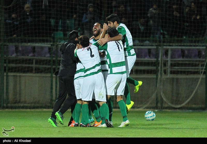 Iran’s Zob Ahan Keeps An Eye on Lebanese Winger Ataya