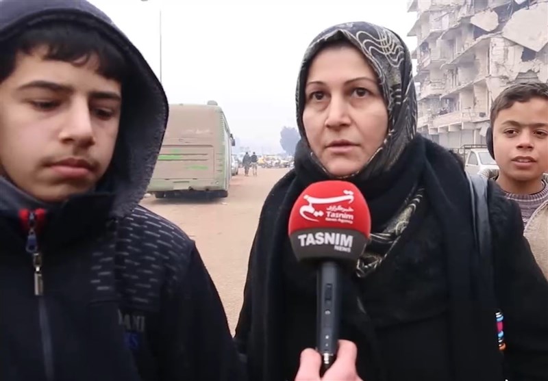Suriyeli kadın: Ordu Verdiği Sözü Tuttu/ Teröristlerin Konvoyu Neden Geri Çevrildi - (Video)