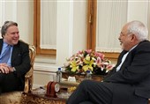 ظریف: روابط ایران و یونان در مسیر خوب خود است