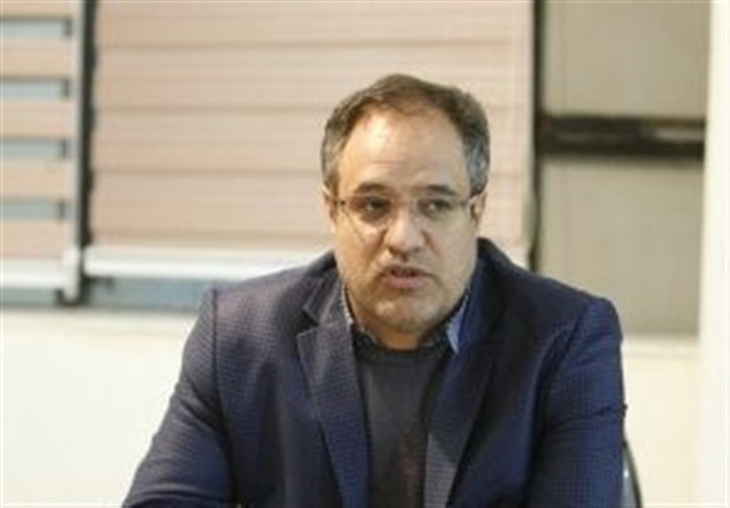 تهران| عضو کمیسیون شوراها و امور داخلی مجلس: رئیس‌جمهور دو هفته دیگر راهی بهارستان می‌شود