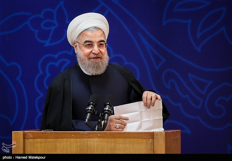 ارائه گزارش حقوق شهروندی با حضور روحانی