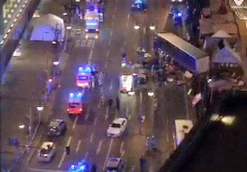 عامل حمله کامیون به بازارچه کریسمس برلین احتمالا همچنان متواری است
