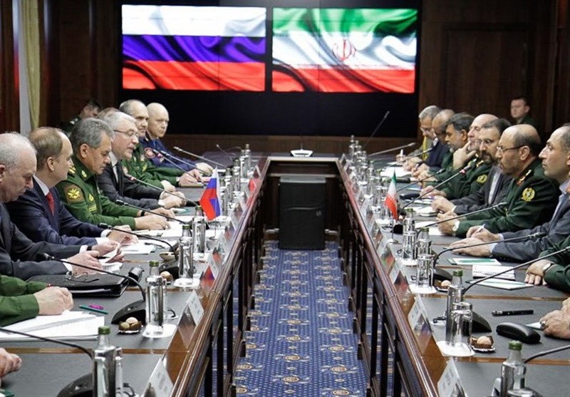 Iranian, Russian Defense Ministers Discuss Syria Crisis