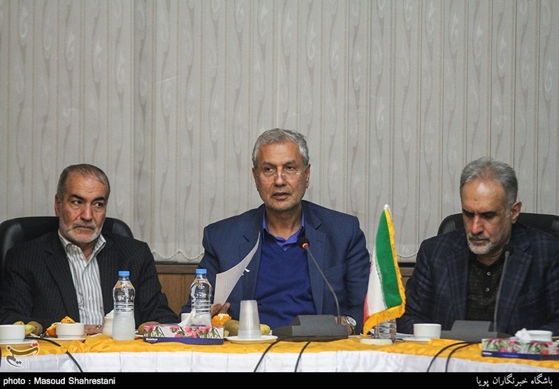 نشست مشترک وزیرکار با شورای مرکزی خانه احزاب برگزار شد+ عکس