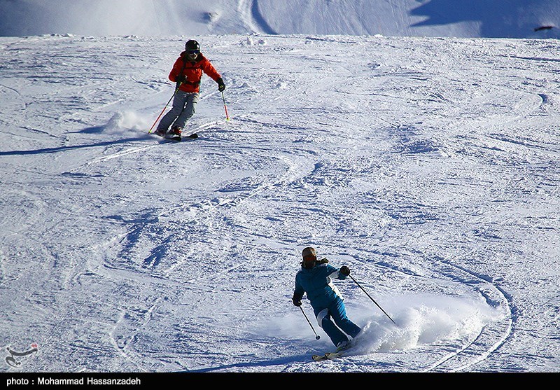 برگزارکننده المپیک و پارالمپیک زمستانی به ایران تجهیزات اسکی اهدا می‌کند