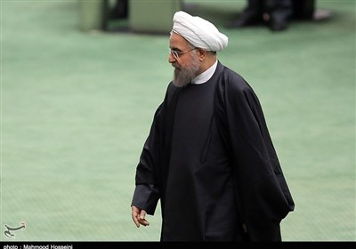 سؤال از روحانی با ۱۳۰ امضا تقدیم هیئت رئیسه مجلس شد+ محورهای سؤال 