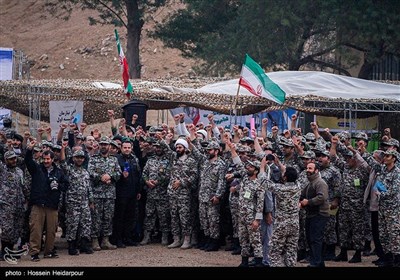 مشاهد من مناورات قوات الدفاع الجوی فی جنوبی ایران