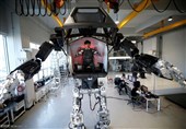 عکس / ساخت ربات سرنشین‌دار در کره جنوبی