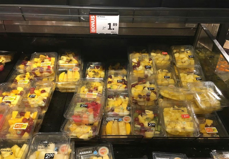 عکس/عدم اسراف در مصرف میوه با بسته بندی در شهر دلفت هلند
