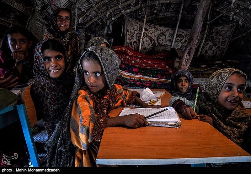 مدرسه کپری روستای انار آباد - سیستان و بلوچستان