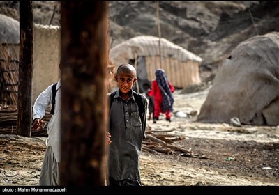 مدرسه کپری روستای انور آباد - سیستان و بلوچستان