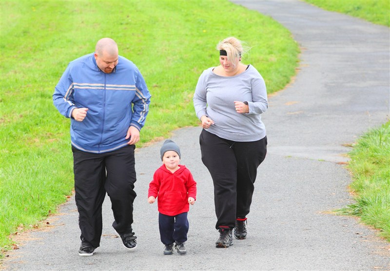 Parental Obesity Linked to Delays in Kids