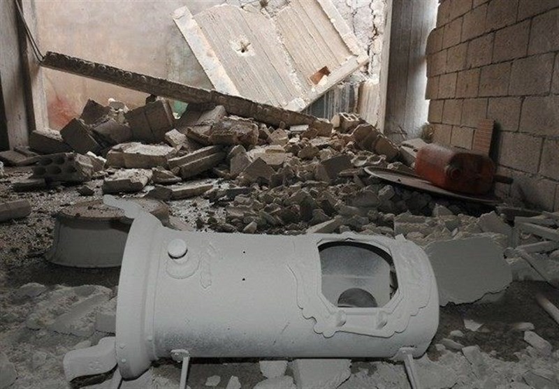المجموعات الإرهابیة تستهدف بلدة &quot;الفوعة&quot; المحاصرة بریف إدلب بصواریخ غراد +صور