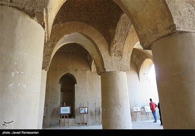 اقامه نماز در مسجد تاریخانه دامغان