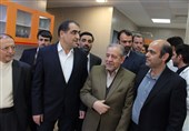 مرکز اورژانس جاده‌ای مهاباد اردستان با حضور وزیر بهداشت افتتاح شد