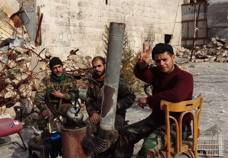 کشف گور جمعی 23 سرباز سوریه در حلب