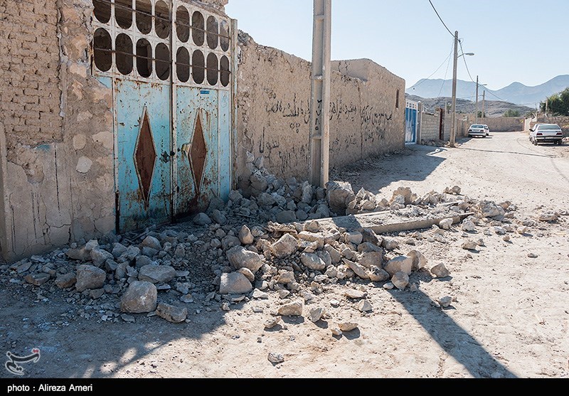 خسارات زلزله در روستای سیف آباد - فارس