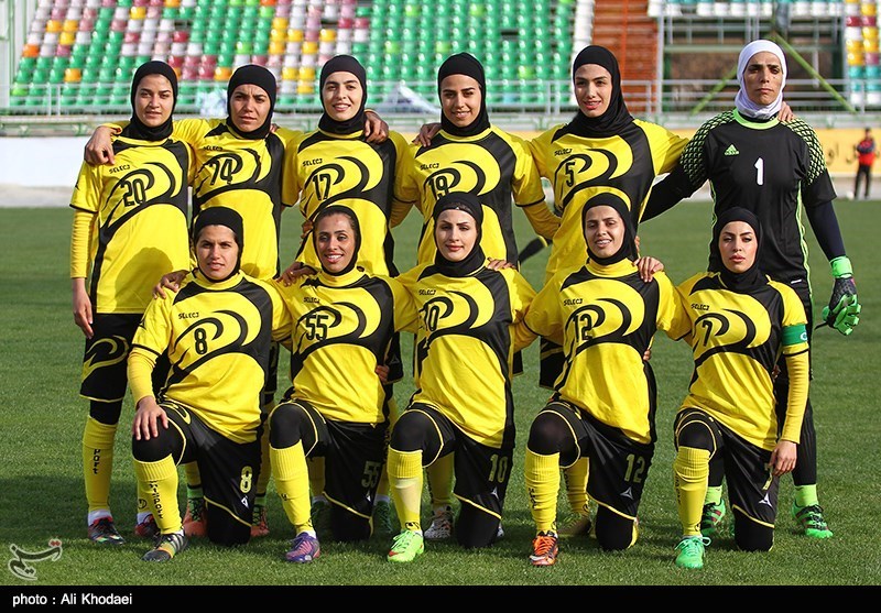 چرخابی: سرمایه اصفهان در فوتبال بانوان نباید منحل شود