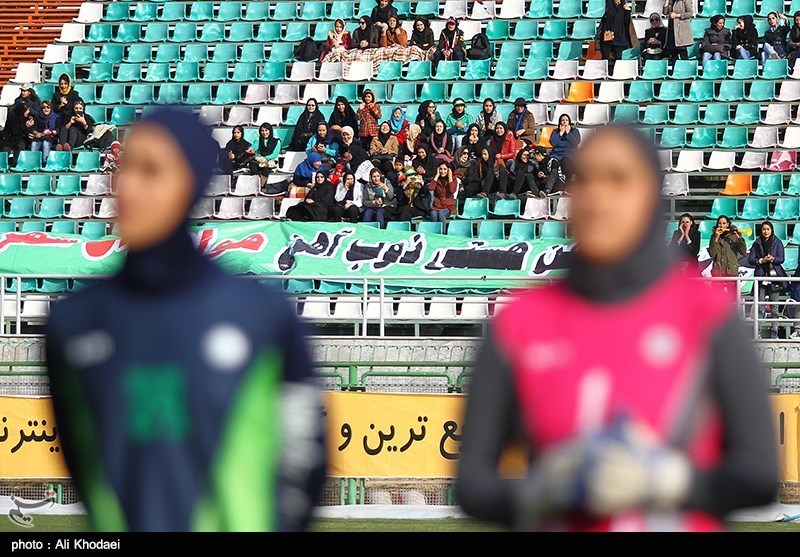 اصفهان| سرمربی تیم فوتبال بانوان ذوب‌آهن: سپاهانی‌ها بازی جوانمردانه را رعایت نکردند