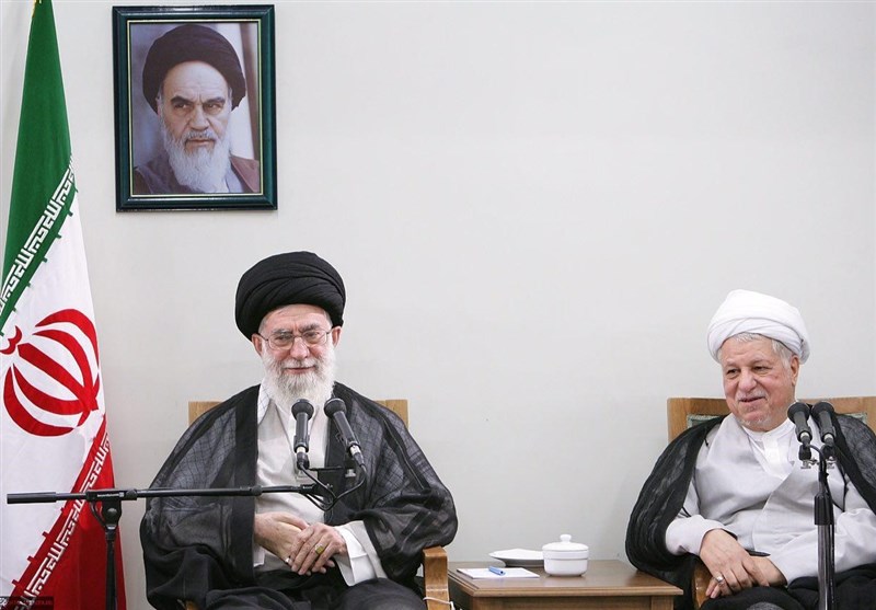 امام خامنه‌ای: فقدان همرزم و همگام &quot;سخت و جانکاه&quot; است + متن کامل پیام