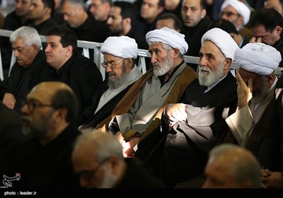 اقامه نماز بر پیکر آیت الله هاشمی رفسنجانی توسط مقام معظم رهبری