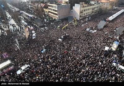 آیت اللہ ہاشمی رفسنجانی کے جنازے میں لاکھوں لوگوں کی شرکت
