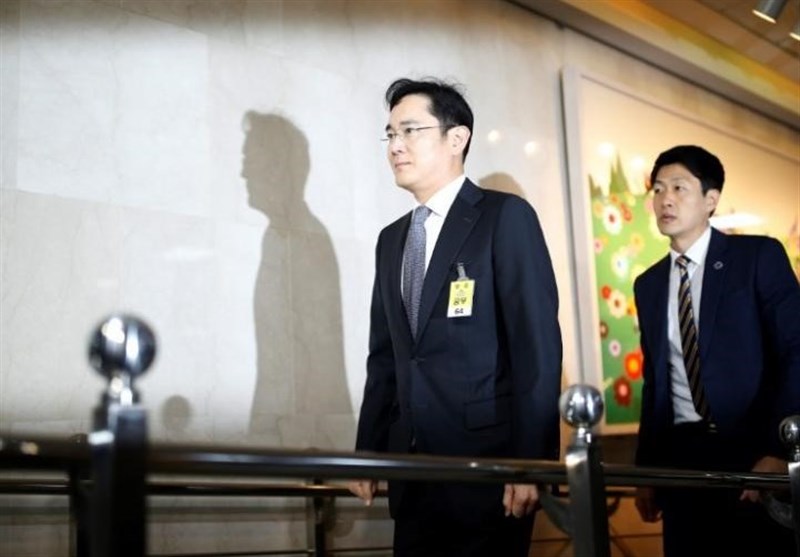 رئیس سامسونگ به اتهام پرداخت رشوه بازداشت شد