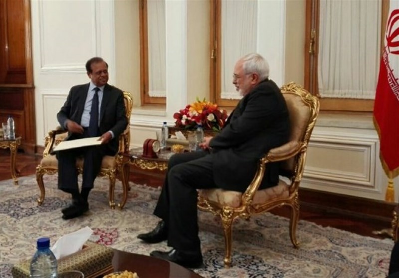 سری لنکا کے وزیر معیشت کی محمد جواد ظریف سے ملاقات