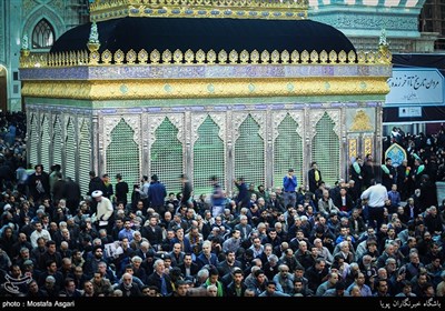 People in Tehran Pay Tribute to Late Ayatollah Rafsanjani