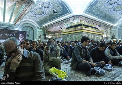 People in Tehran Pay Tribute to Late Ayatollah Rafsanjani