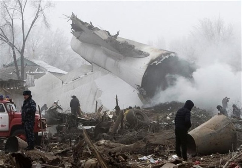 فیلم و تصاویر سقوط مرگبار هواپیمای ترکیه‌ای بر فراز منطقه مسکونی
