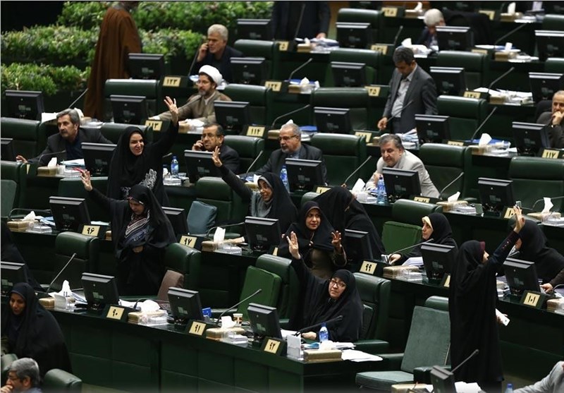 درخواست 90 نماینده مجلس از لاریجانی درباره شفافیت آرای مجلس