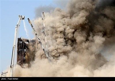 فرو ریختن ساختمان پلاسکو در پی آتش سوزی
