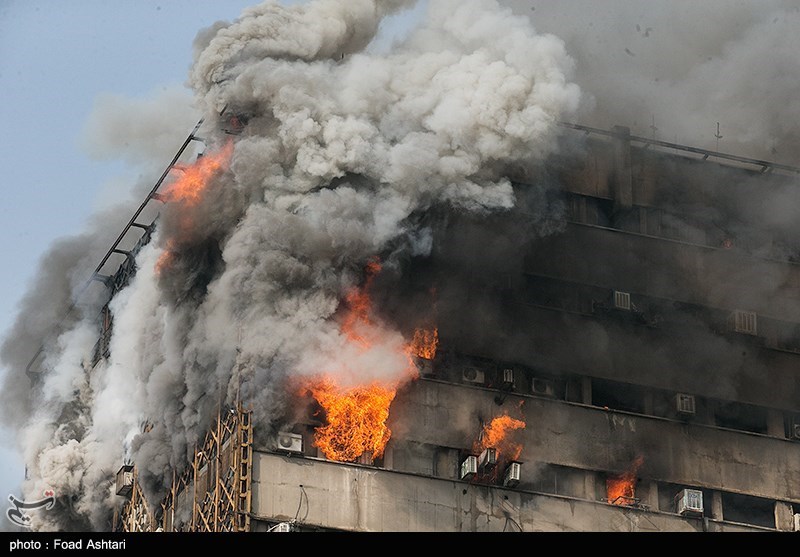 تہران؛ پلاسکو شاپنگ مال آتشزدگی کے باعث زمین بوس ہوگیا/ ویڈیو رپورٹ