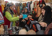 نمایشگاه «لباس» جشنواره اقوام در کرمانشاه امروز لغو نشده است