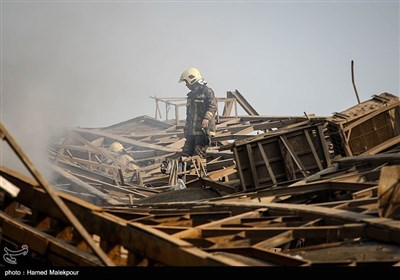 فرو ریختن ساختمان پلاسکو در پی آتش سوزی