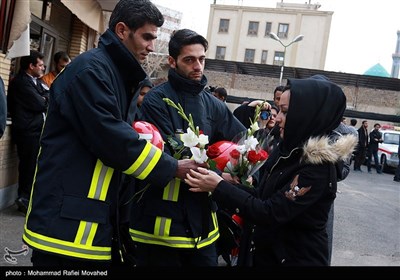 همدردی مردم قم با آتش نشانان حادثه پلاسکو