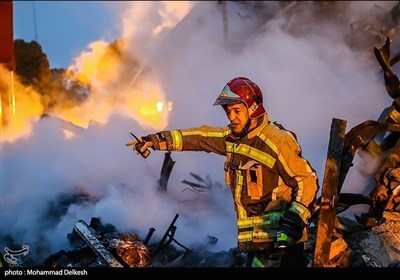 Hero Firemen Remember Lost Comrades