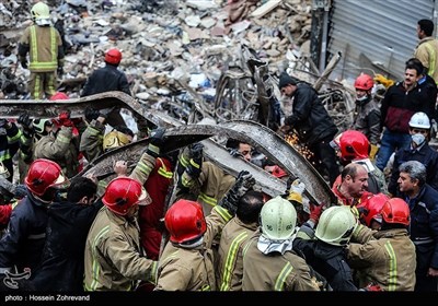 Hero Firemen Remember Lost Comrades