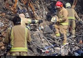 فداکاری آتش‌نشانان حادثه پلاسکو فراموش‌شدنی نیست