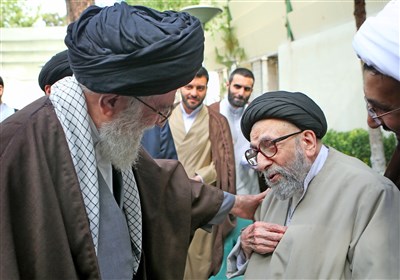 دیدار رهبرانقلاب با آیت الله خسروشاهی
