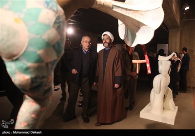 مراسم افتتاح مهرجان فجر التاسع للفنون التشکیلیة فی ایران