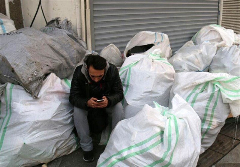 تلاشی به اندازه یک ایران برای استخدام کارگران پلاسکو