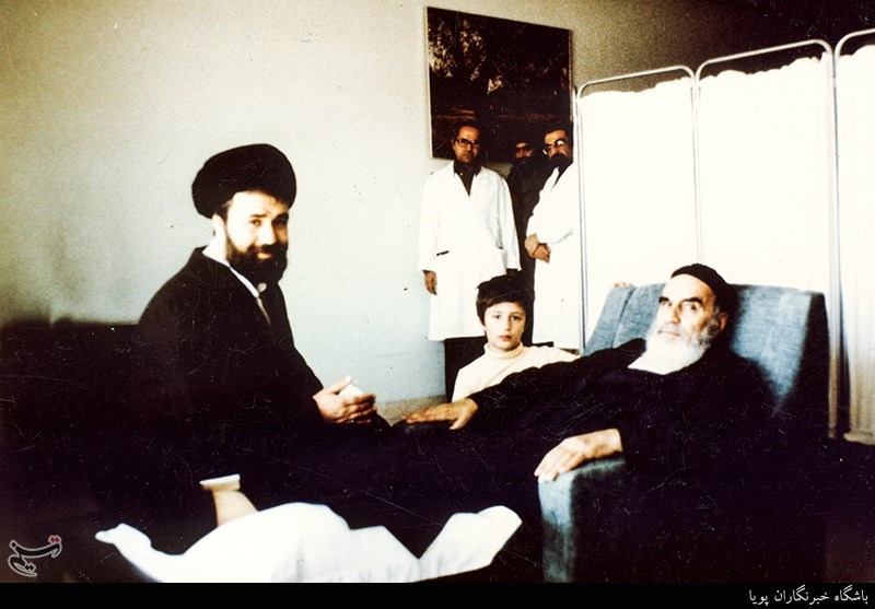 تصاویر تاریخی از راهی شدن امام خمینی به بیمارستان قلب در بهمن 58