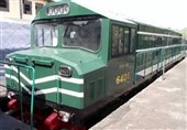 امریکہ سے 7 جدید ریلوے انجن پاکستان پہنچ گئے