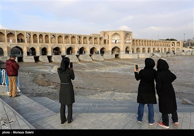 زاینده رود جان دوباره گرفت