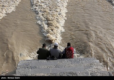 Water Flows Again in Zayandeh-Rud
