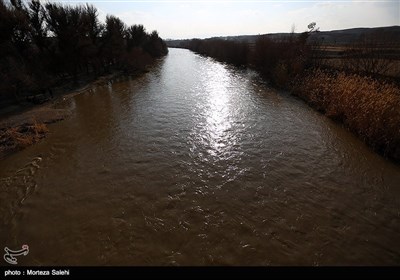 زاینده رود جان دوباره گرفت