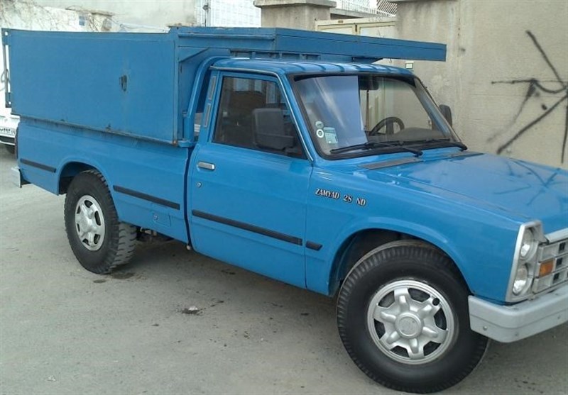 157 خودرو به مددجویان کمیته امداد استان کردستان واگذار می‌شود