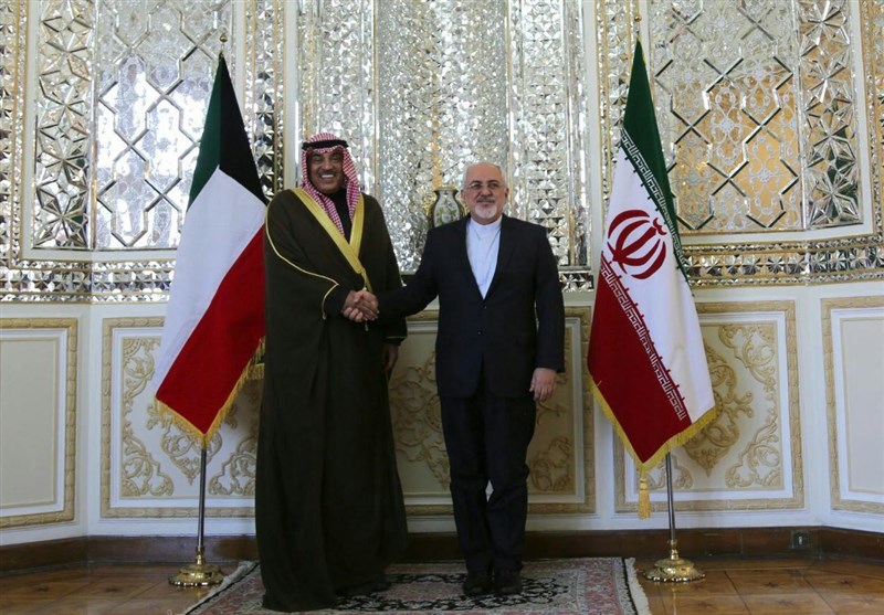 ظریف: نقش امیر کویت در تقویت حسن همجواری کشورهای منطقه قابل ستایش است